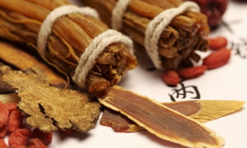 半夏不能配伍一览表-半夏忌什么中药网半夏忌什么中药材煲汤知识网站,分享半夏不适合什么人大全